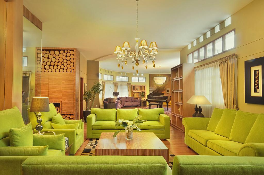 Bumi Bandhawa Hotel Бандунг Екстериор снимка