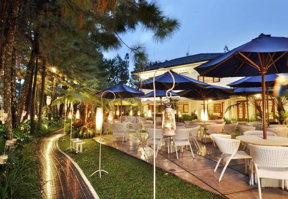 Bumi Bandhawa Hotel Бандунг Екстериор снимка